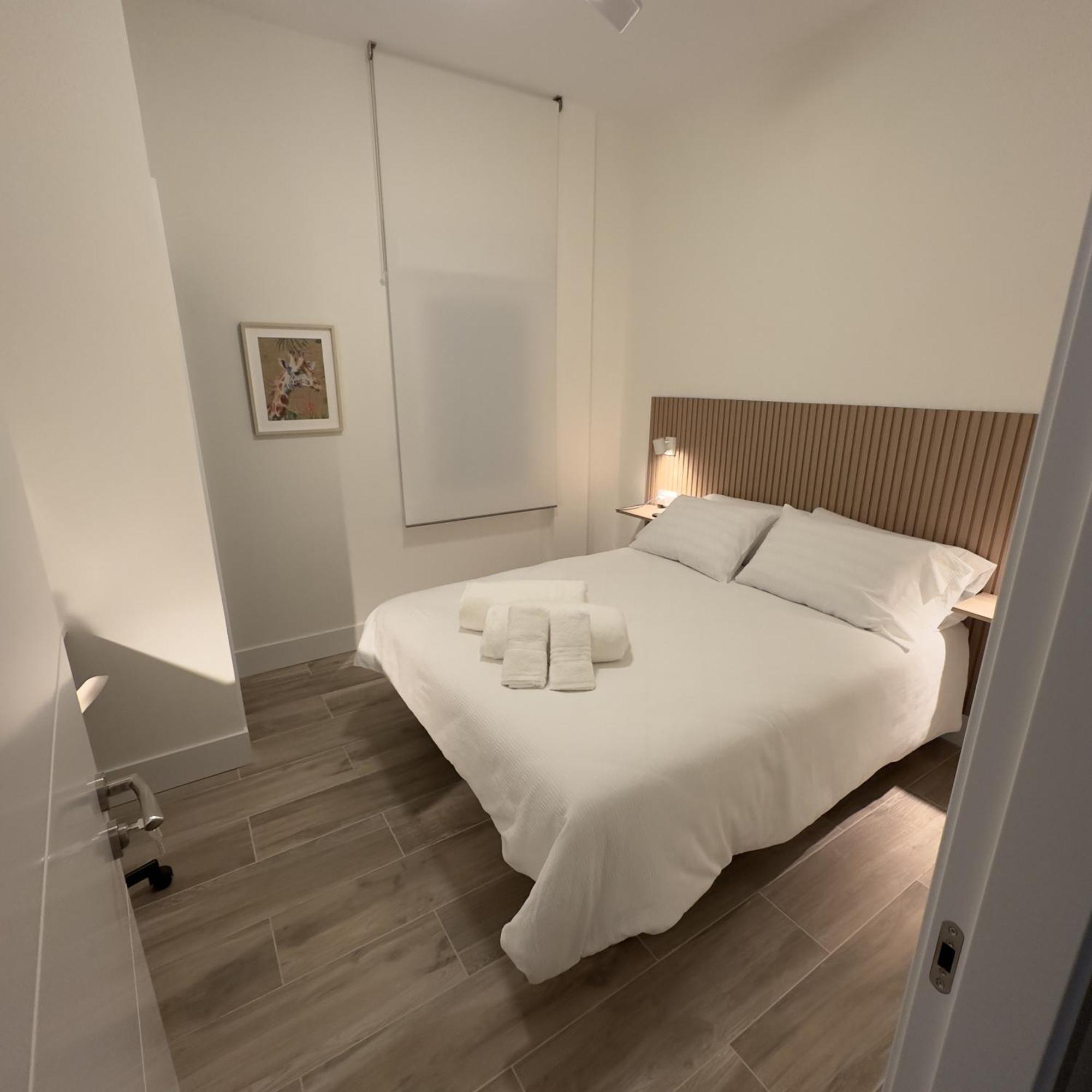 Apartamentos Moncloa Madrid Esterno foto